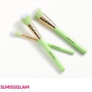 Slmiss glam 3 pc brush set NIB*